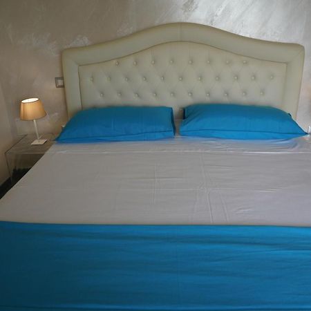 Guest House Emily Suites Sorrento Eksteriør billede