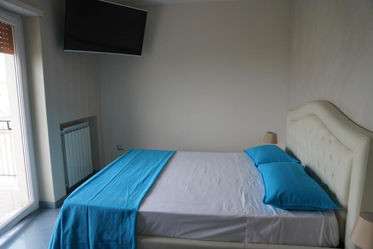 Guest House Emily Suites Sorrento Eksteriør billede