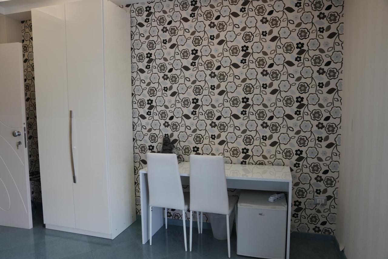 Guest House Emily Suites Sorrento Eksteriør billede
