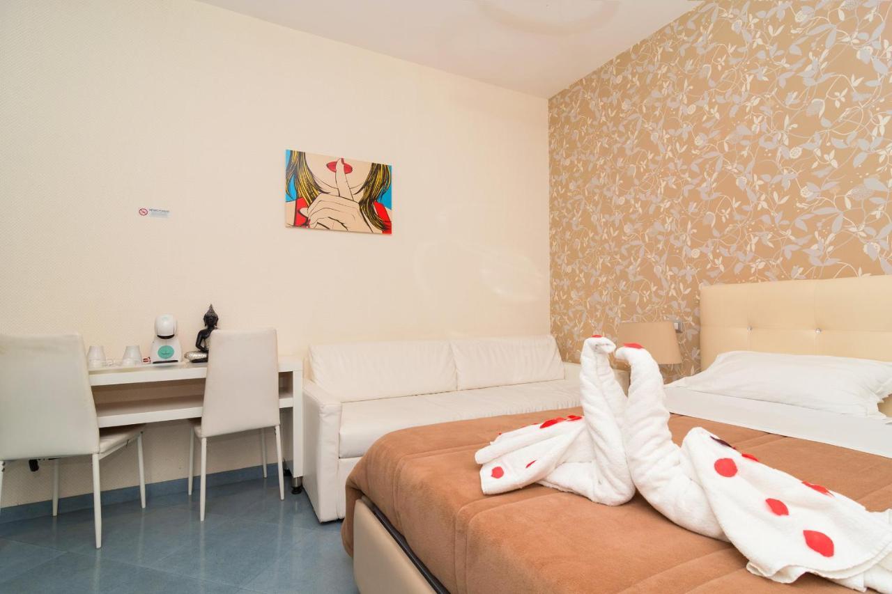 Guest House Emily Suites Sorrento Eksteriør billede
