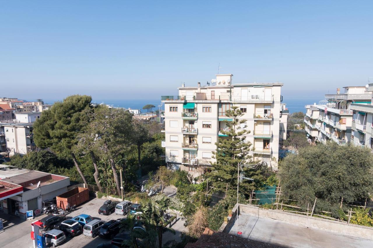 Guest House Emily Suites Sorrento Eksteriør billede