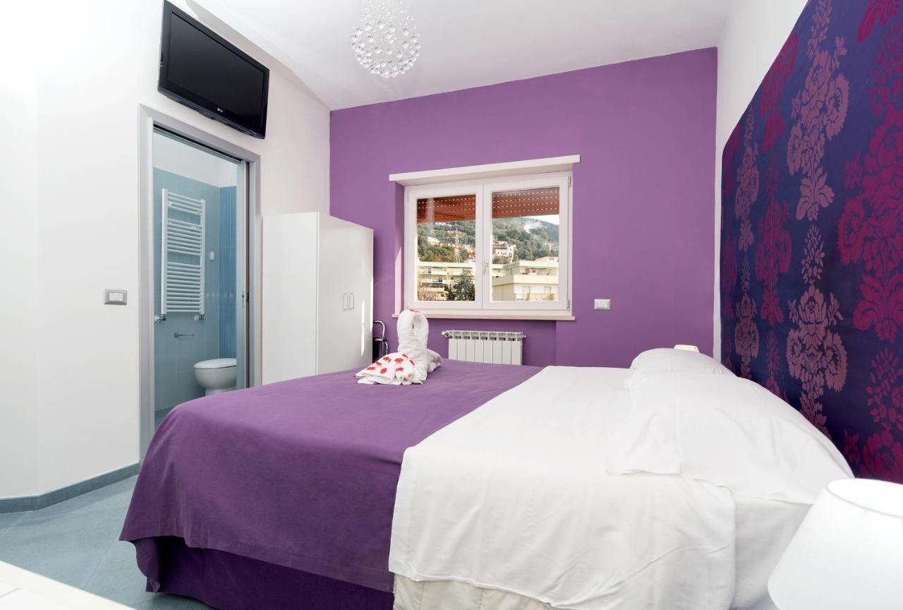 Guest House Emily Suites Sorrento Eksteriør billede